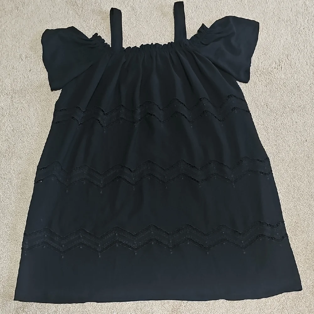 Loft Elegant Black Dress - Picture 4 of 6